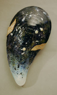 Grande Moules (Big Mussels) wall art natural by glass artist Michael Dupille